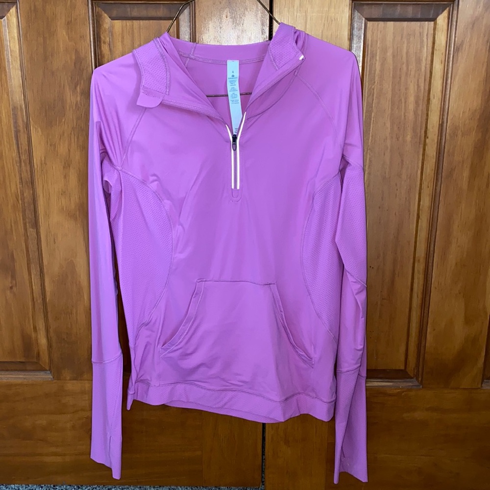 QUARTER ZIP WITH HOOD